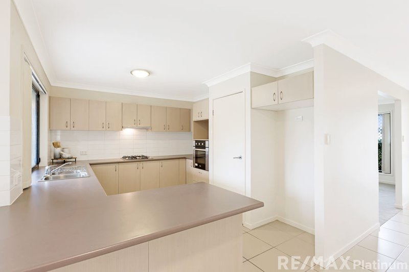 Photo - 11 Swanston Crescent, Narangba QLD 4504 - Image 5