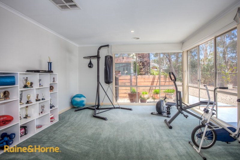 Photo - 11 Swift Parrot Close, Sunbury VIC 3429 - Image 13