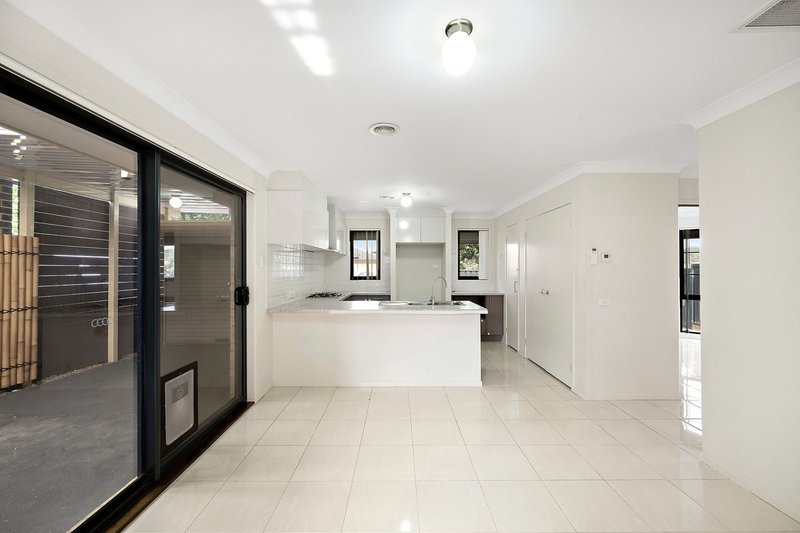 Photo - 11 Syddall Street, Bonner ACT 2914 - Image 6