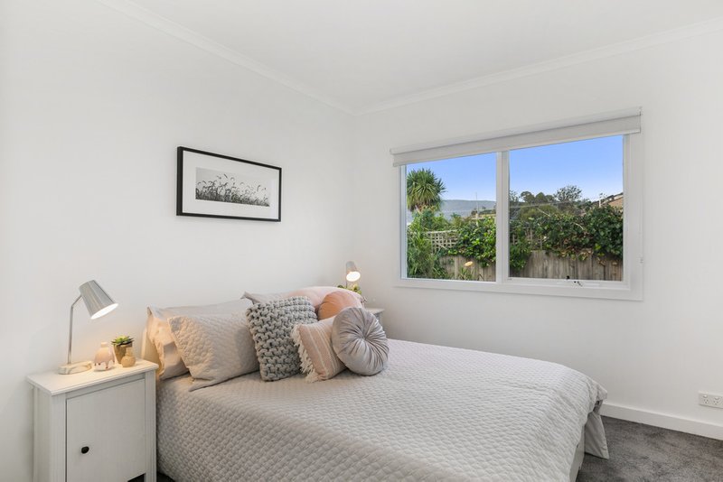 Photo - 11 Sykes Avenue, Ferntree Gully VIC 3156 - Image 5
