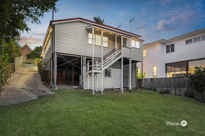 Photo - 11 Sylvia Street, Camp Hill QLD 4152 - Image 17