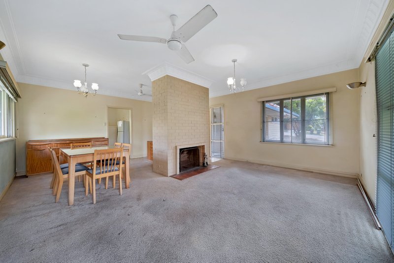 Photo - 11 Tabulam Street, Wavell Heights QLD 4012 - Image 3