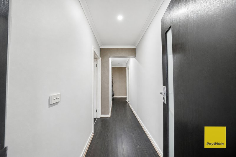 Photo - 11 Tallinga Street, Tarneit VIC 3029 - Image 4
