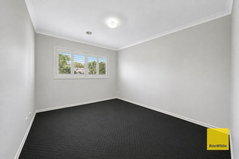 Photo - 11 Tallinga Street, Tarneit VIC 3029 - Image 7