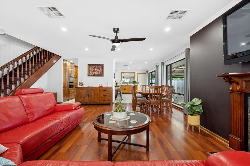 Photo - 11 Tamarind Walk, Aberfoyle Park SA 5159 - Image 6