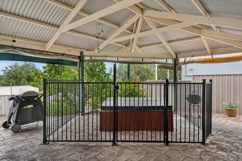 Photo - 11 Tamarind Walk, Aberfoyle Park SA 5159 - Image 28