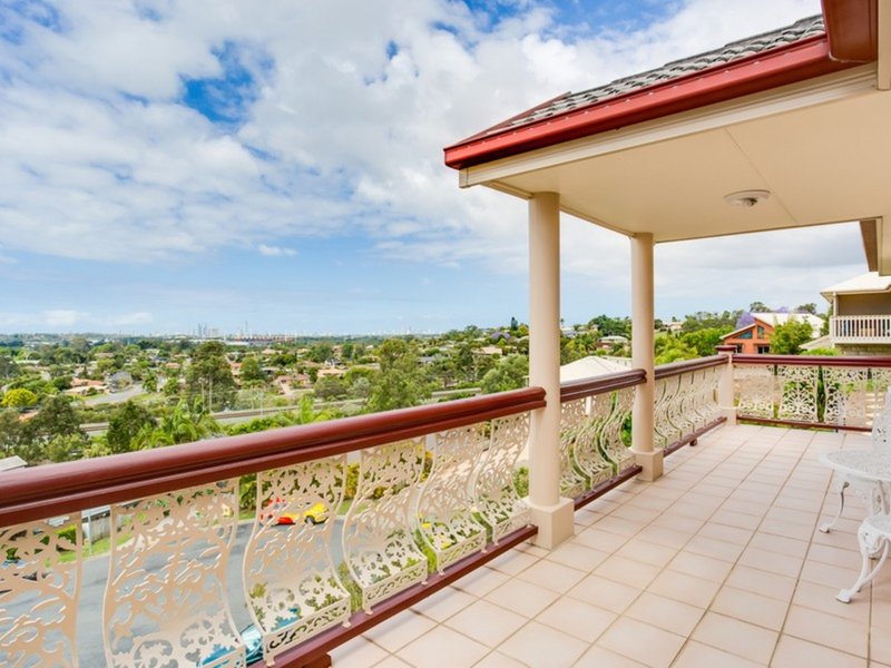 Photo - 11 Tara Terrace, Carrara QLD 4211 - Image 4