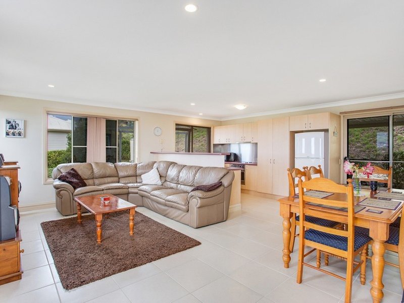 Photo - 11 Tara Terrace, Carrara QLD 4211 - Image 7