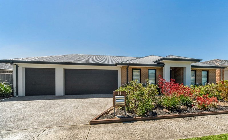 Photo - 11 Tarcoola Way, Sandhurst VIC 3977 - Image 9