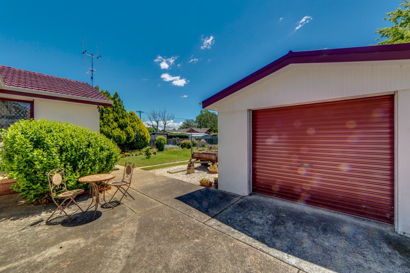 Photo - 11 Tardent Street, Downer ACT 2602 - Image 16
