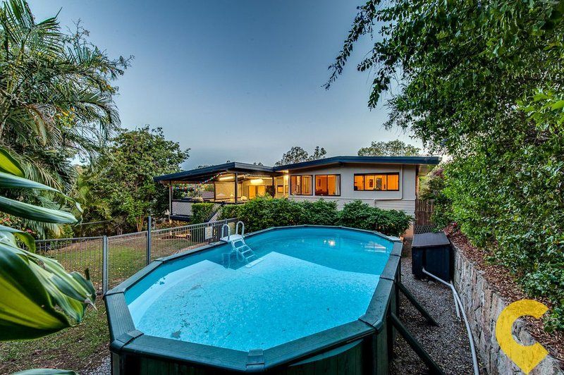 Photo - 11 Tarnook Drive, Ferny Hills QLD 4055 - Image 21