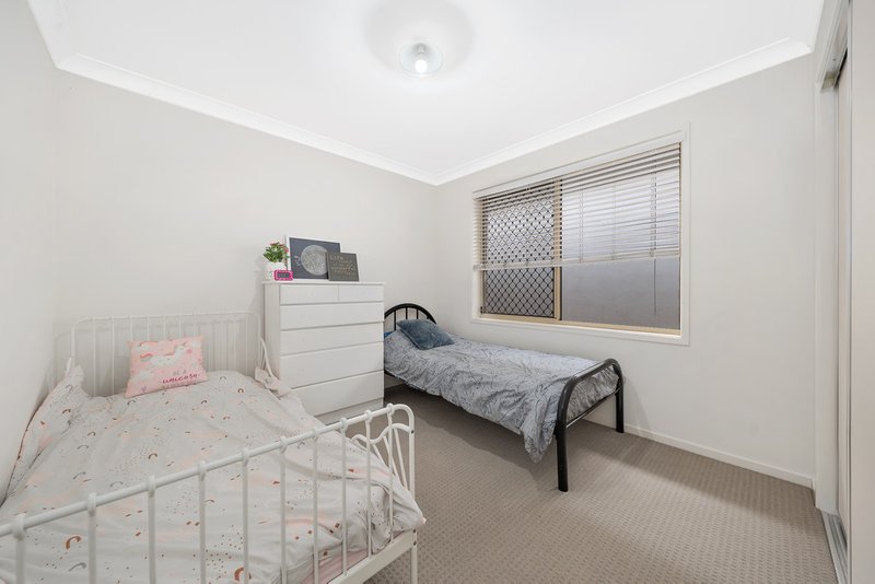 Photo - 11 Tarragon Parade, Griffin QLD 4503 - Image 11