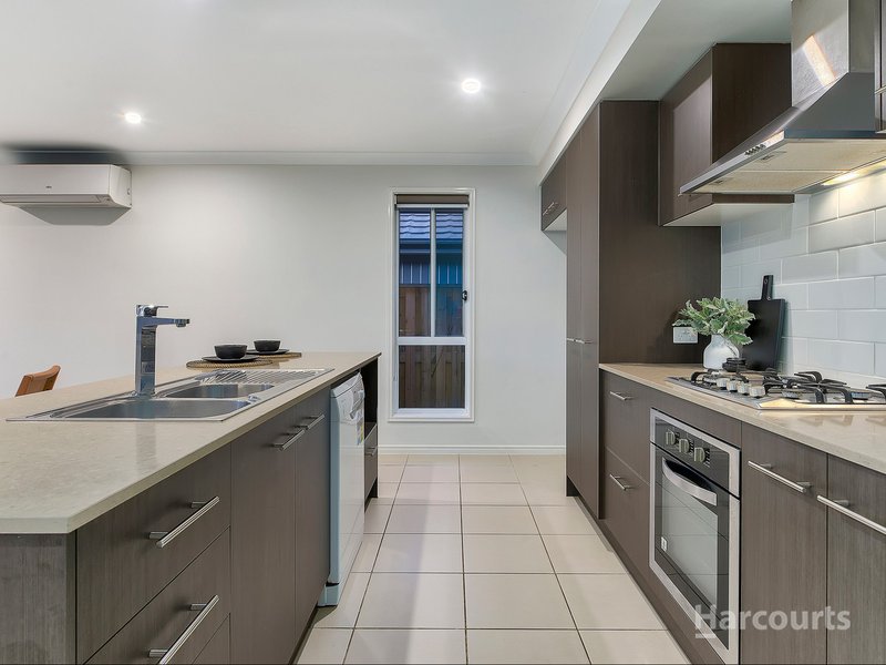 Photo - 11 Tasman Boulevard, Fitzgibbon QLD 4018 - Image 4