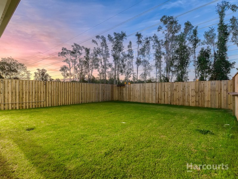 Photo - 11 Tasman Boulevard, Fitzgibbon QLD 4018 - Image 16