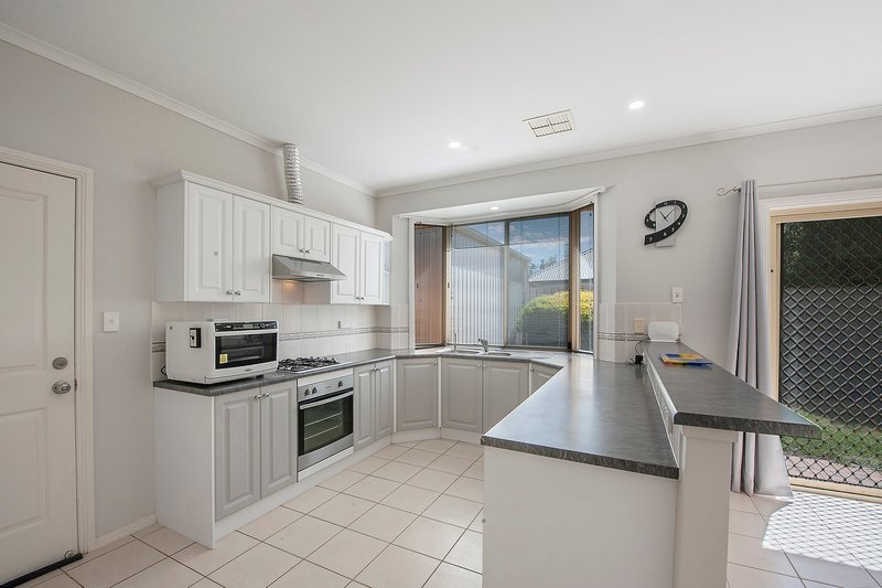 Photo - 11 Tate Avenue, Mount Barker SA 5251 - Image 11