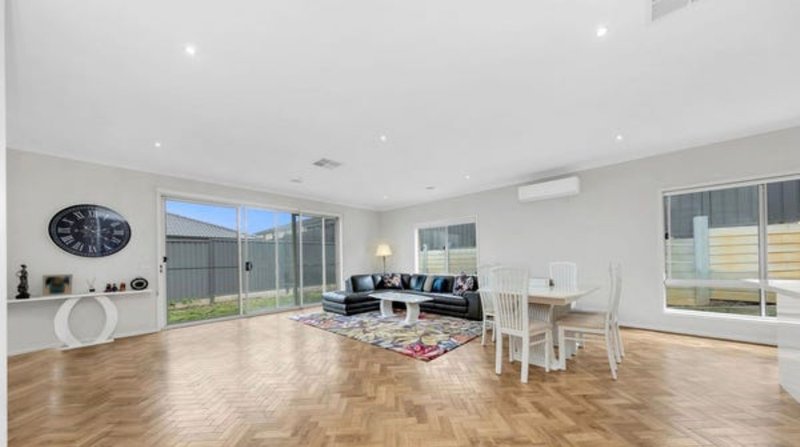 Photo - 11 Teatree Lane, Wallan VIC 3756 - Image 4