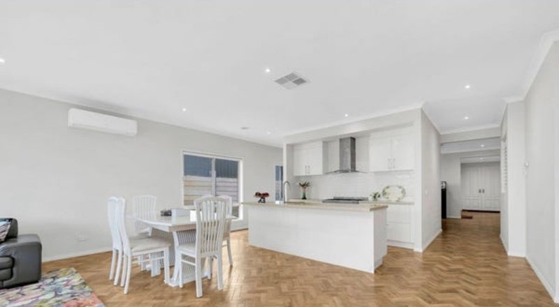 Photo - 11 Teatree Lane, Wallan VIC 3756 - Image 10