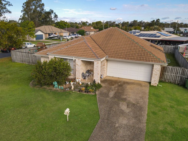 Photo - 11 Tedar Close, Bellmere QLD 4510 - Image 12