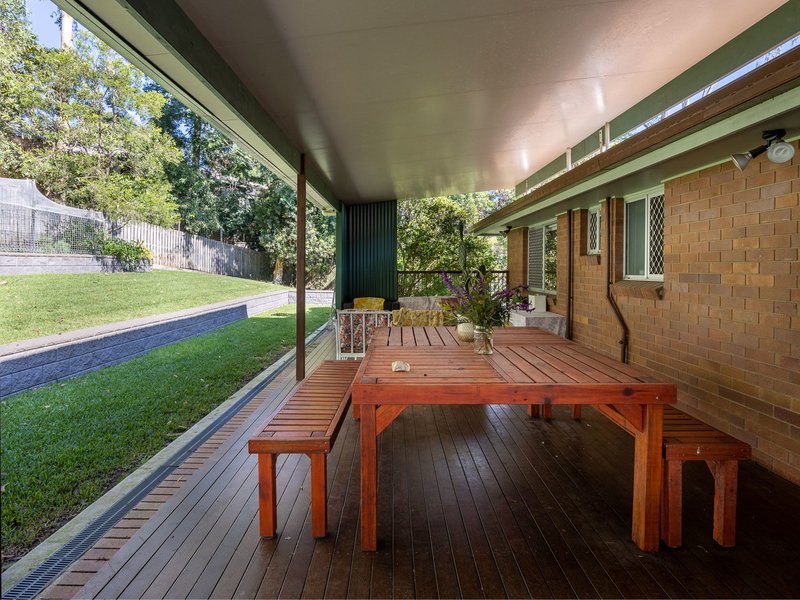 Photo - 11 Teenan Street, Ferny Hills QLD 4055 - Image 16