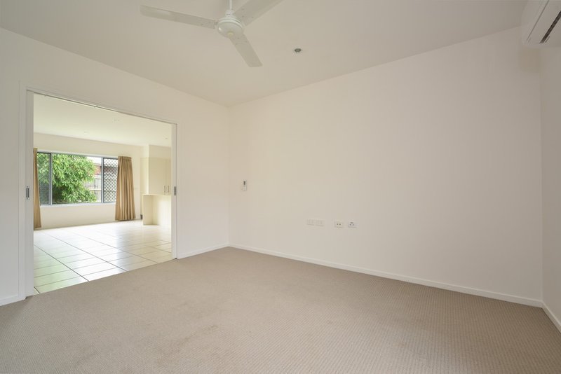 Photo - 11 Telopea Place, Kirkwood QLD 4680 - Image 14