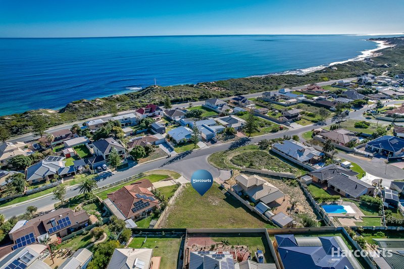 Photo - 11 Tenggara Avenue, Two Rocks WA 6037 - Image 2