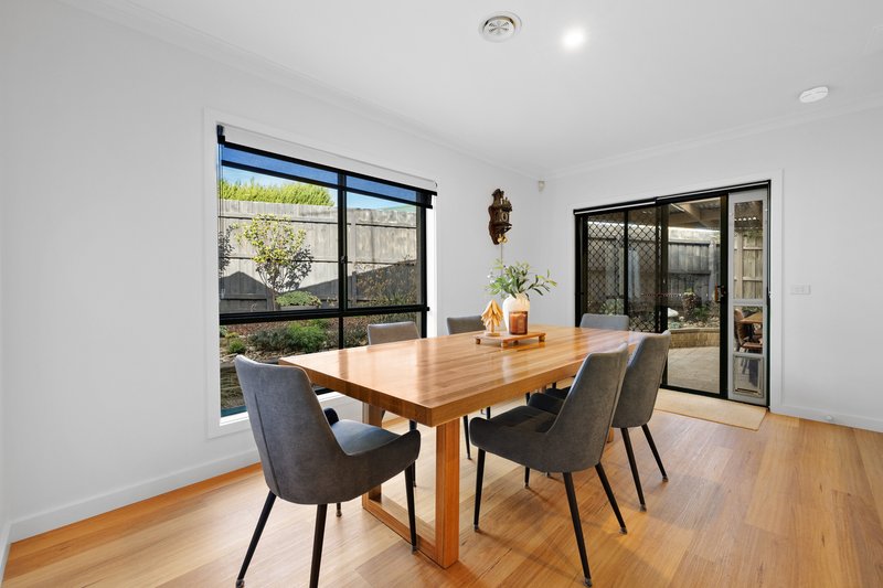 Photo - 11 Teofilo Drive, Lysterfield VIC 3156 - Image 5