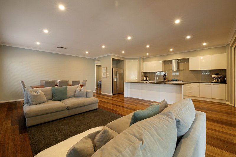 Photo - 11 Tess Circuit, Oran Park NSW 2570 - Image 10