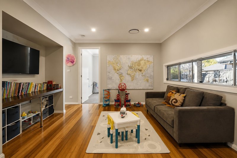 Photo - 11 Tess Circuit, Oran Park NSW 2570 - Image 12
