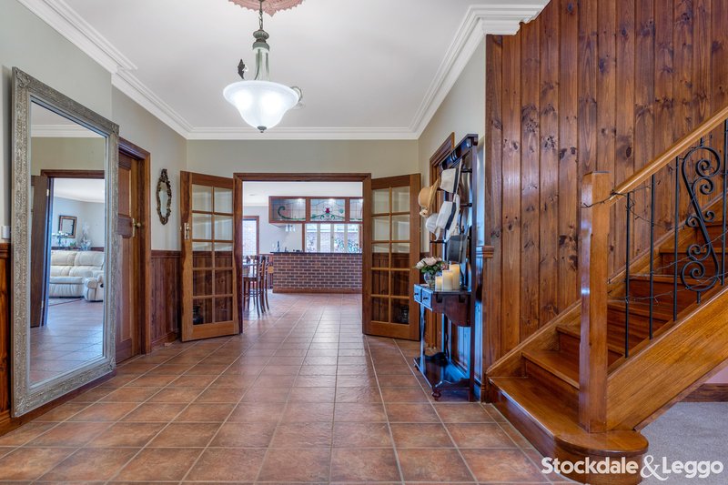 Photo - 11 The Avenue, Sunbury VIC 3429 - Image 5