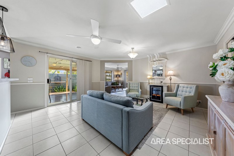 Photo - 11 The Belfry , Cranbourne VIC 3977 - Image 6