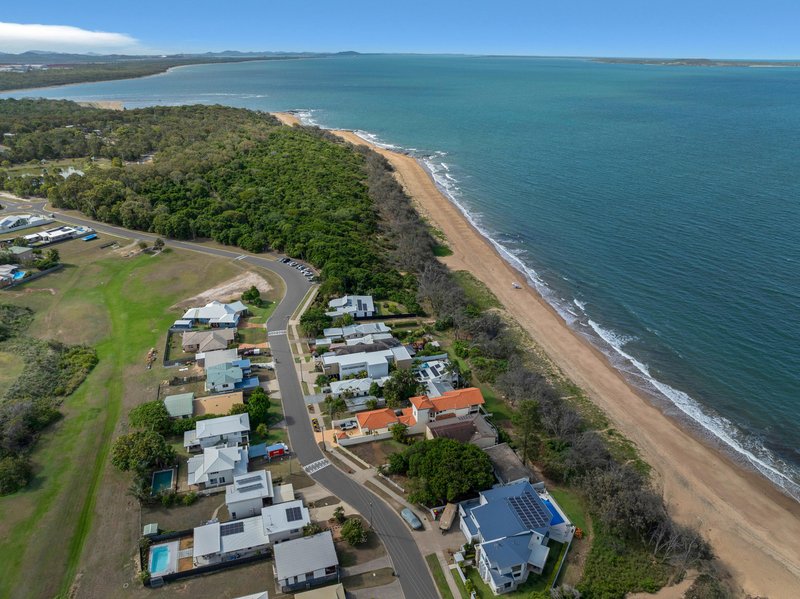 Photo - 11 The Oaks Road, Tannum Sands QLD 4680 - Image 20