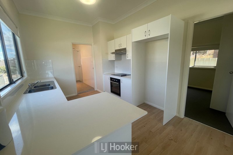 Photo - 1/1 The Parade, Belmont NSW 2280 - Image 4