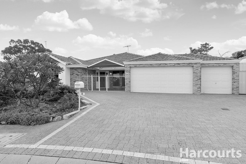 11 The Ridge, Halls Head WA 6210