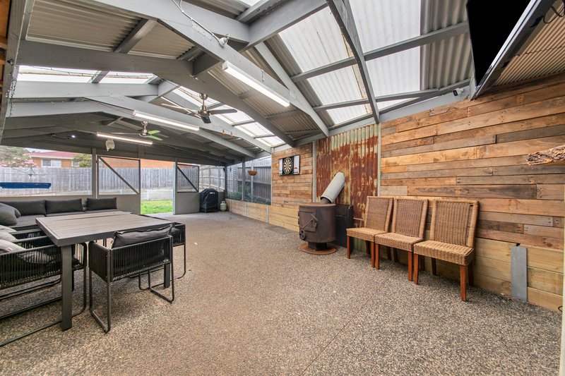 Photo - 11 The Ridgeway , Pakenham VIC 3810 - Image 18