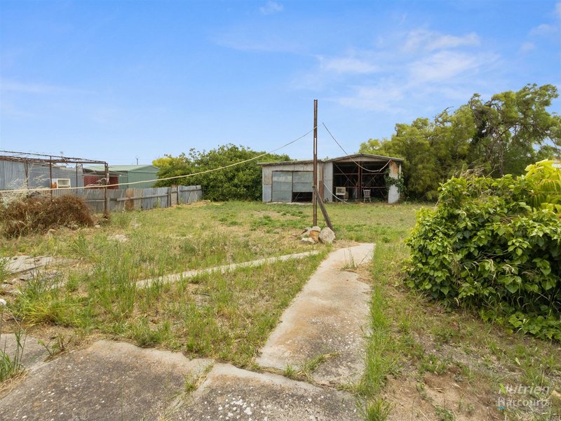 Photo - 11 Third Street, Warooka SA 5577 - Image 2