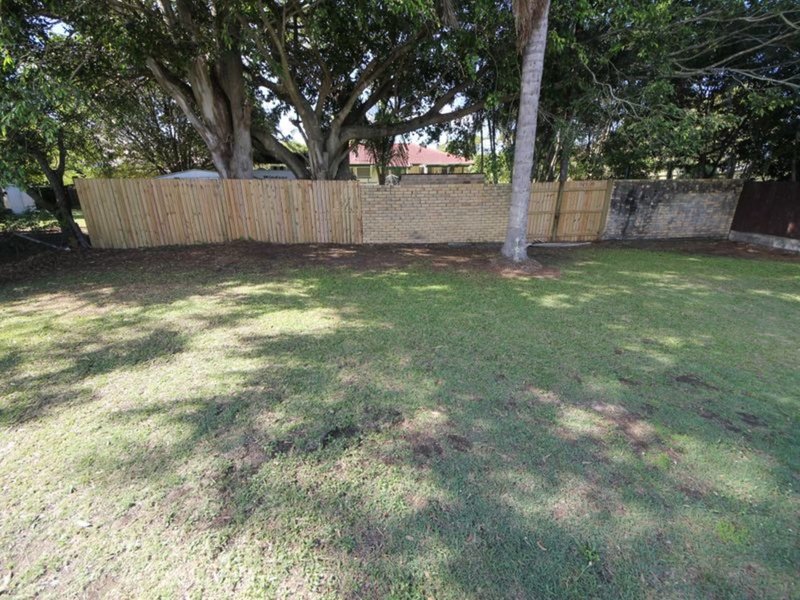 Photo - 11 Thompson Street, Deception Bay QLD 4508 - Image 6