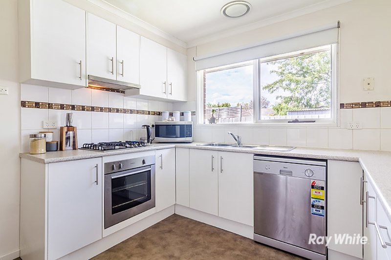 Photo - 11 Thompsons Road, Cranbourne North VIC 3977 - Image 7