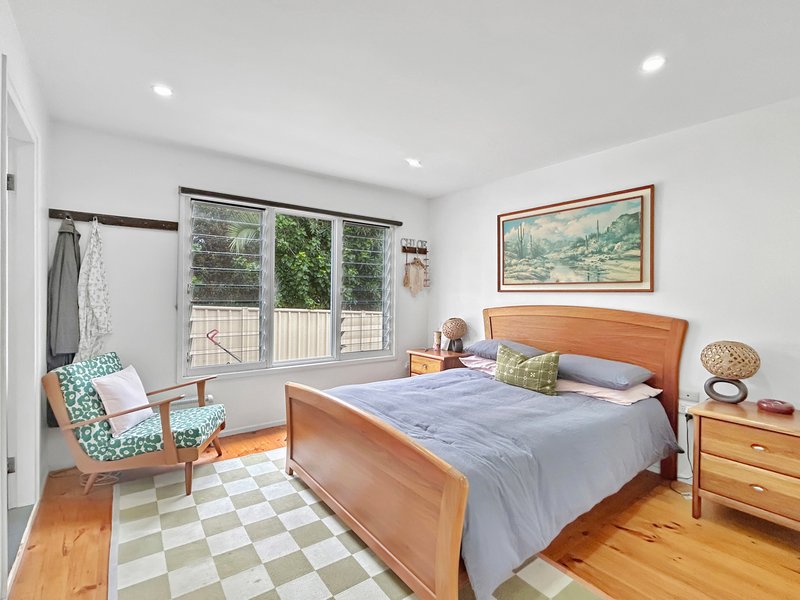 Photo - 11 Timbara Crescent, Surfside NSW 2536 - Image 7