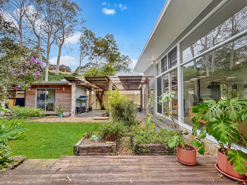 Photo - 11 Timbara Crescent, Surfside NSW 2536 - Image 15