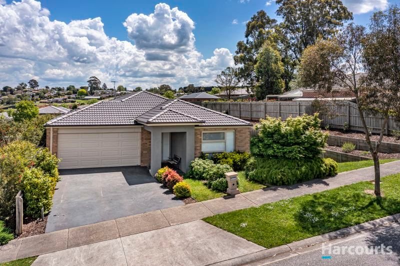 11 Todman Street, Drouin VIC 3818