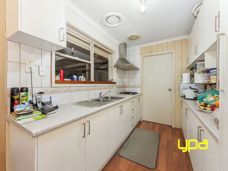 Photo - 11 Tollhouse Road, Kings Park VIC 3021 - Image 5