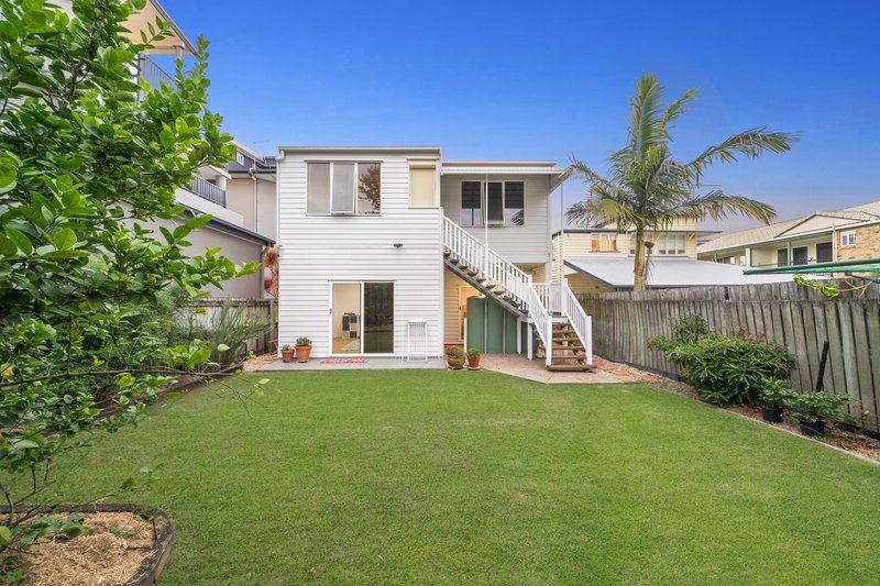 Photo - 11 Tramore Street, Margate QLD 4019 - Image 16