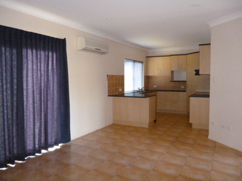 Photo - 11 Trevally St , Taylors Beach QLD 4850 - Image 2