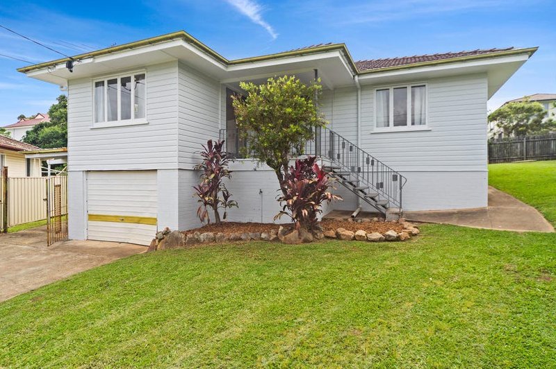 Photo - 11 Trevor Street, Keperra QLD 4054 - Image 9