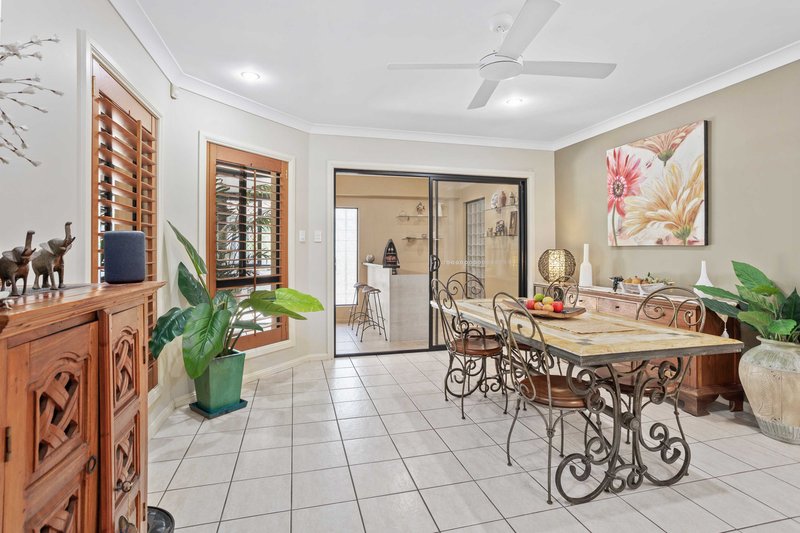 Photo - 11 Tuckeroo Place, Reedy Creek QLD 4227 - Image 5