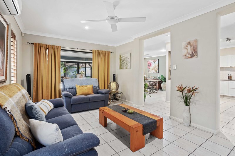 Photo - 11 Tuckeroo Place, Reedy Creek QLD 4227 - Image 6