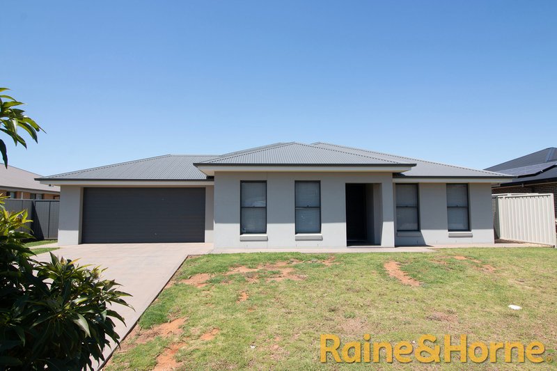 11 Turon Crescent, Dubbo NSW 2830