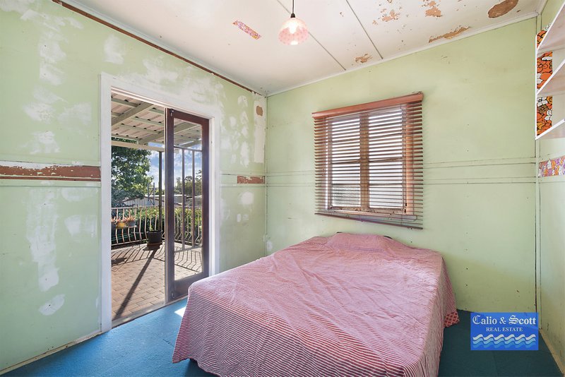 Photo - 11 Twenty-Third Ave , Brighton QLD 4017 - Image 8