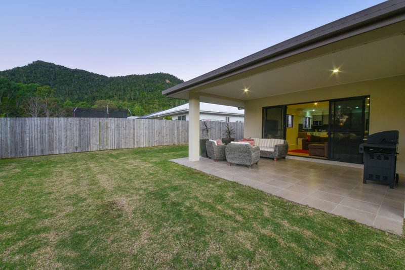 Photo - 11 Twin Creek Court, Cannonvale QLD 4802 - Image 4