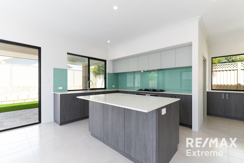 Photo - 11 Tyringa Crescent, Burns Beach WA 6028 - Image 3